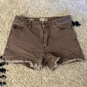 Brown jean-shorts